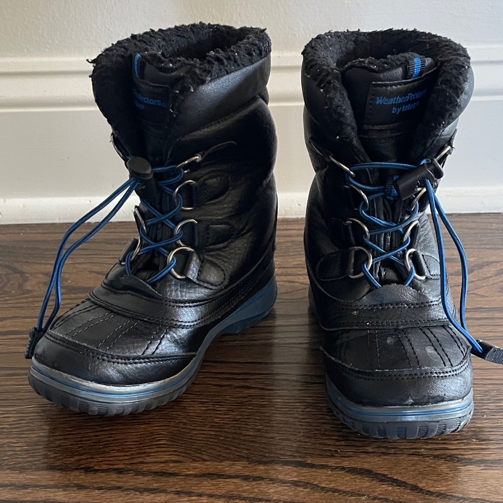 totes Black and Blue Kids Snow Boots